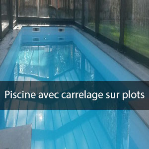 Piscine avec carrelage sur lots